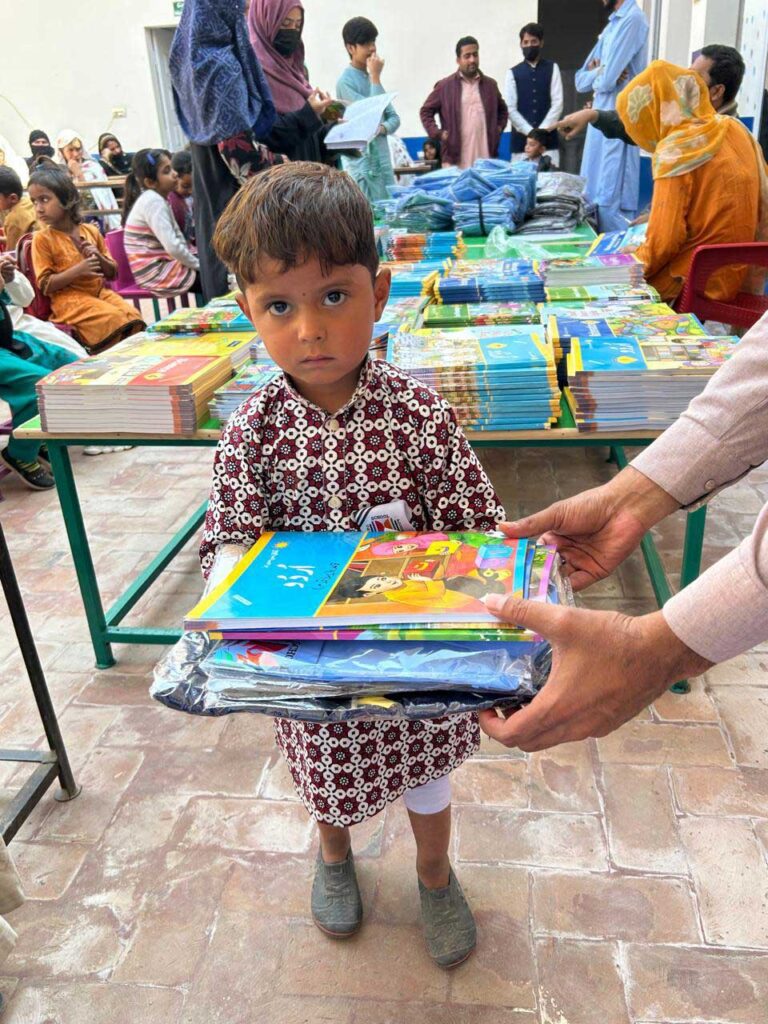 grammar-school-foundation-provide-free-books-and-uniform-to-the-student